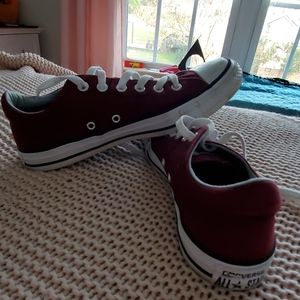 Burgundy converse